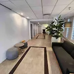 Apartment South Modern
