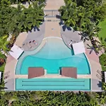 3-Bed Luxurious Retreat By Brisbane River & Cbd