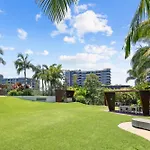 3-Bed Luxurious Retreat By Brisbane River & Cbd