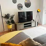 Old Cleveland Views - Stones Corner