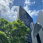 Story Bridge Views Of Cbd & Free Parking