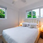 Riverside Apartment With City & Story Bridge View
