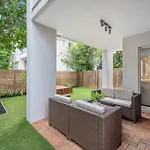 Contemporary Comfy ~ 2bed/2bath/1car ~ Hawthorne *