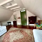 Charming Heritage House In The Heart Of The City