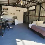 Bennetts Vintage Tiny House Retreat