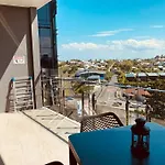 Apartment Of South Bank With Car Park *