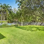 A Family Affair ~ 4 Bed/2.5Bath/Pool ~ Morningside