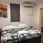 Cliffinn Kangaroo Point 3*