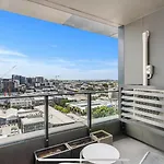 Room In Share Apartment