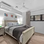 South Bank Central! ~ 2Bed, 2Bath, 1Car, 2Balcony