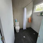 Oxley Mineral Pool & Private Suburbanstay *