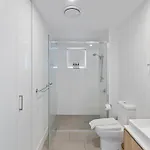 Peaceful With Parking Apartment Brisbane