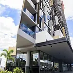 City Chic Living W Sunset Views 2Bd1 Studio Apt