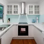 3br15ba House W Parking Close To Eastwood M8 Holiday home *