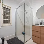 Quiet & Bright Art Deco By New Farm Park Apartment