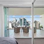 City Heights! 2Bed/1Bath/1Car/Views ~ Cbd