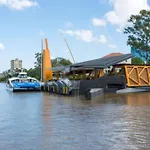 Spacious & Comfy 2 Bed 2 Bath 2 Car - Auchenflower