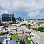 Room In Shared Apartment In Fortitude Valley