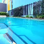 Room In Shared Apartment In Fortitude Valley