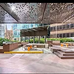 Break Panoramic River Views Free Parking Apartment *