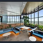 2 Bed 2 Bath In Cbd With Car Park Brisbane