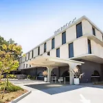 Nightelier Mitchelton The Brook