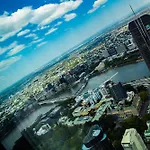 2 Bed 2 Bath Apartment In Cbd With Car Park