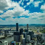2 Bed 2 Bath In Cbd With Car Park Apartment Brisbane