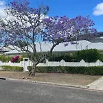 Charming Home - 4-Bedroom Plus Study