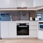 Cbd Luxury River View 1Bed Apt The One