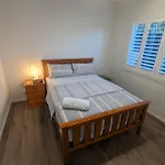 Immaculate 2-beds Entire House Chermside *
