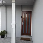 Immaculate 2-beds Entire House Chermside Holiday home