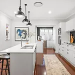 Evandale, 1920's Historic ,stunning And Modern With Amazing Views * Brisbane