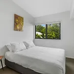 Comfy 2-Bed With Bbq & Close To The Train Station