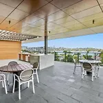 Newstead Modern 2-Storey Apartment - Q Stay