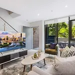 Apartment Newstead Modern 2-storey - Q