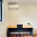 Modern 2 Bedrooms House Close To Qeii Hospital & Grifith Uni Apartment Brisbane