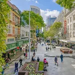 City Centre! 1Bed/1Bath/Study/1Car/Balcony ~ Cbd