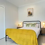 Convenient 2 Bedroom House Unit In Salisbury