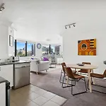 Apartment 1-bed Pad With Sweeping Views