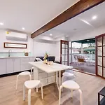 Inner 6br Family Friendly House Highgate Hill Holiday home Brisbane