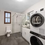 Inner 6br Family Friendly House Highgate Hill Holiday home *