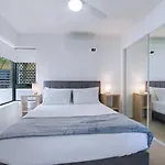 Centro At Toowong - Modern Spacious Living With Pool * Brisbane