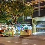 Cbd Free Parking Pool Balcony Walk To Casino