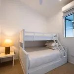3 Bedrooms 2 Bathrooms W Parking & Pool