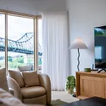 3 Bedrooms 2 Bathrooms W Parking & Pool Apartment