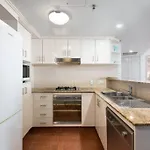 Riverview 2B2B Apt In Cbd W/Parking, Pool, Gym