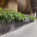 Kozyguru / Brisbane Cbd 2B Apt / Skytower 20 / Qbn222-2004