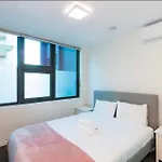 South Brisbane 2 Bed 2 Bath With Parking