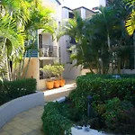 Spring Hill Mews Apartments
